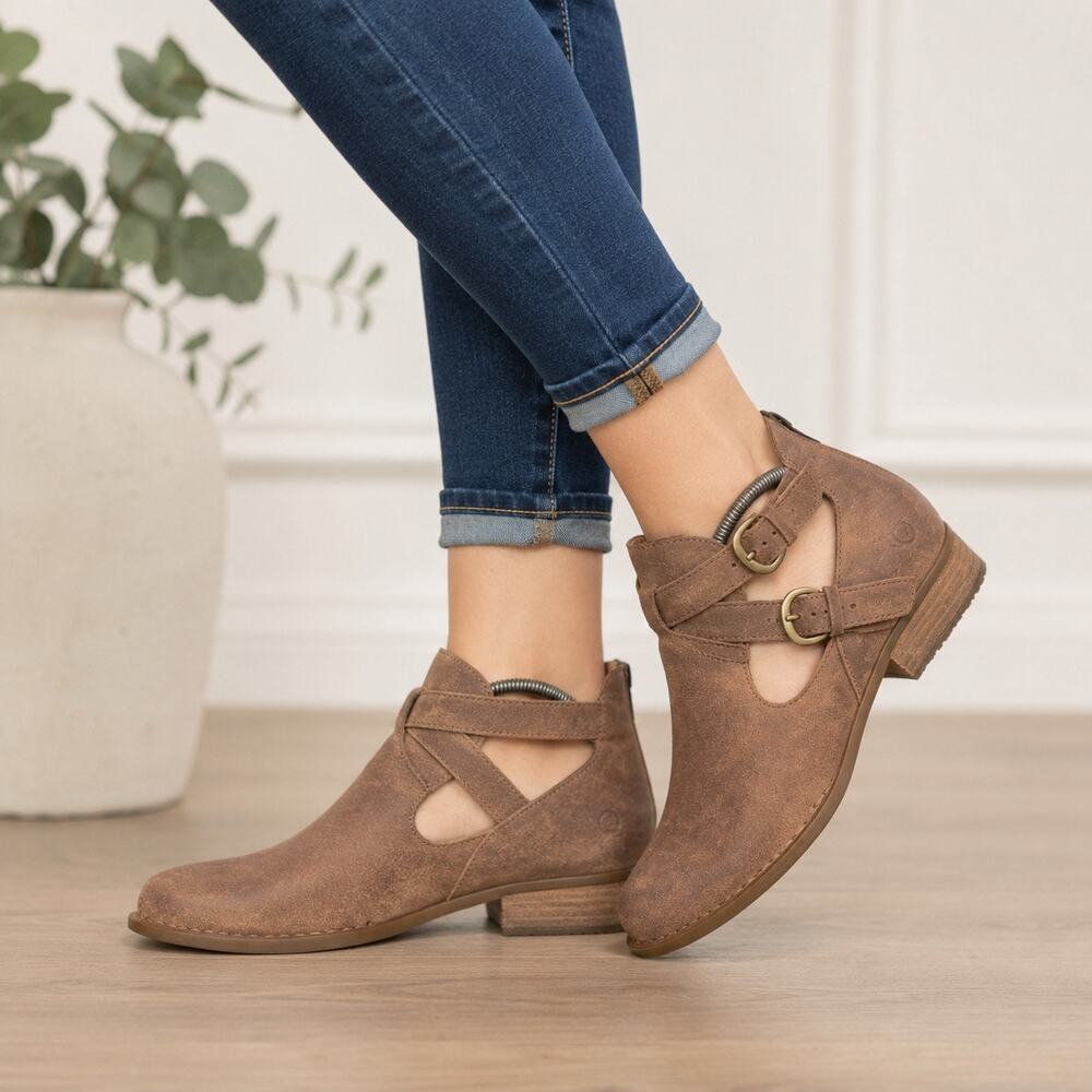 Born Kamilla Boots back zip leather tan Booties Size 8.5 chore classic Rustic